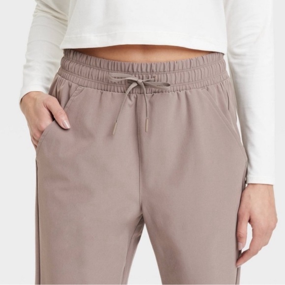 All In Motion Women's Stretch Woven
High-Rise Tape Brown L - Picture 3 of 3